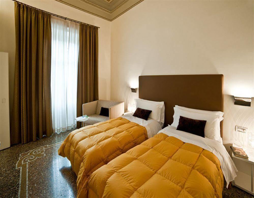 Town House Cavour Reggio di Calabria Exterior foto